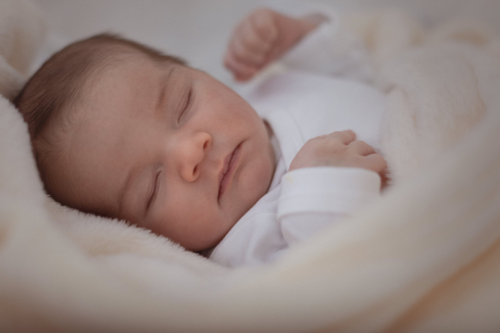 Newborn shoot babyboy, Kapellen, België