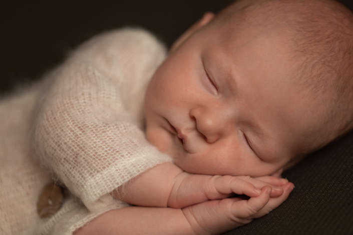 Newborn shoot babygirl, Kapellen, België