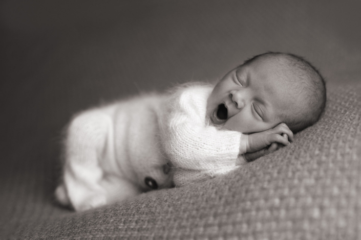 Newborn shoot babygirl, Kapellen, België