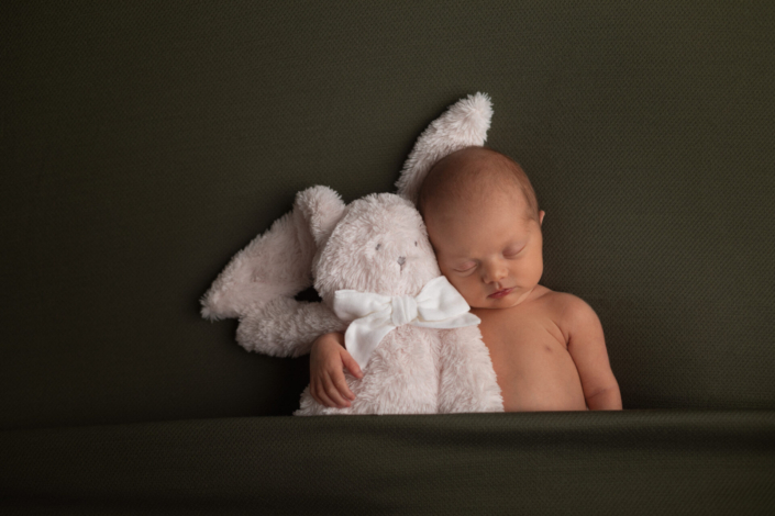 Newborn shoot babygirl, Kapellen, België