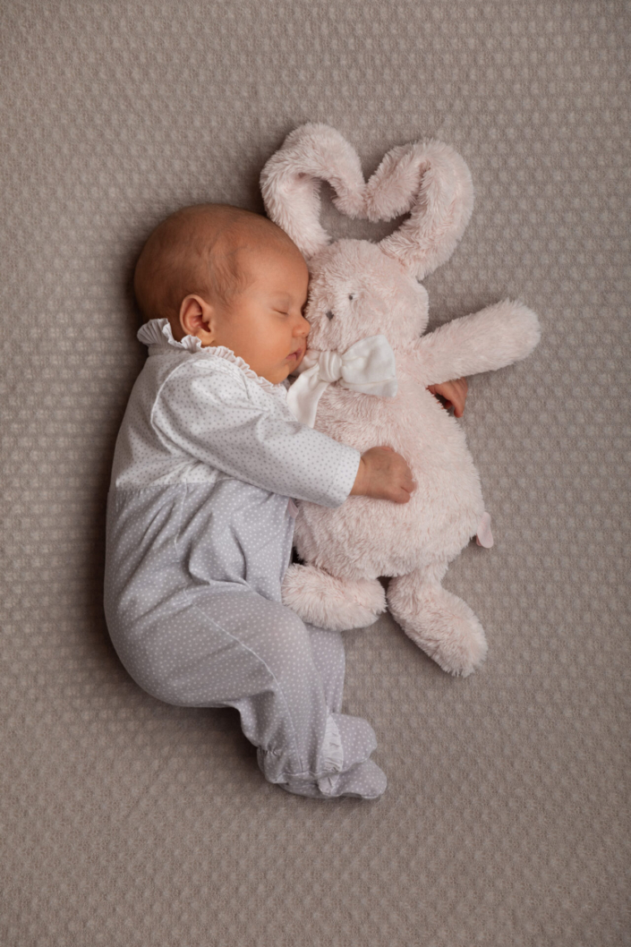 Newborn shoot babygirl, Kapellen, België